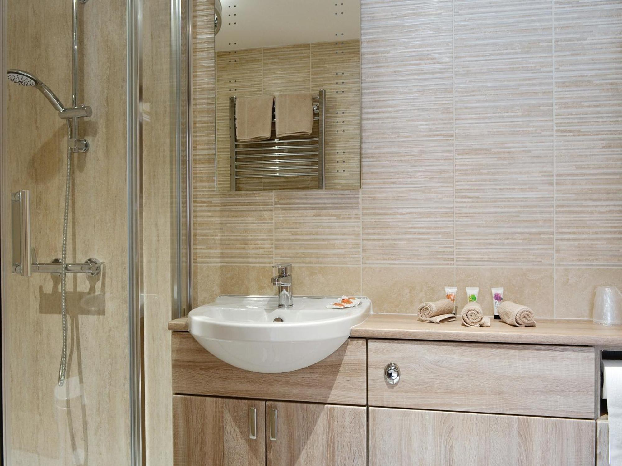 The Byres Tan Villa เซนต์บีส์ ภายนอก รูปภาพ